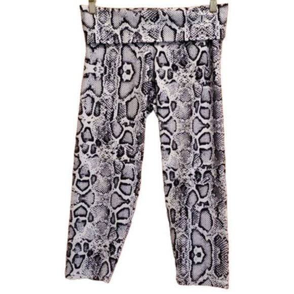 exotica Pants - EXOTICA XL YOGA PANTS SNAKE PRINT BLACK & WHITE HIGH COMPRESSION